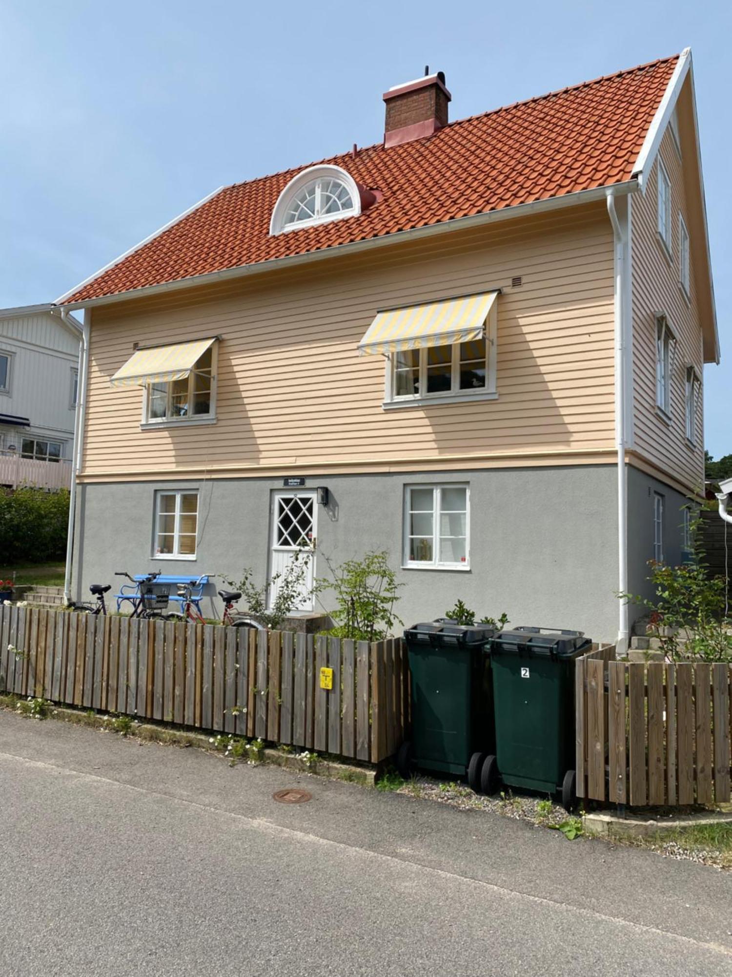Solhyddan, Tvarumslaegenhet I Villa Naera Havet Bastad Exterior photo